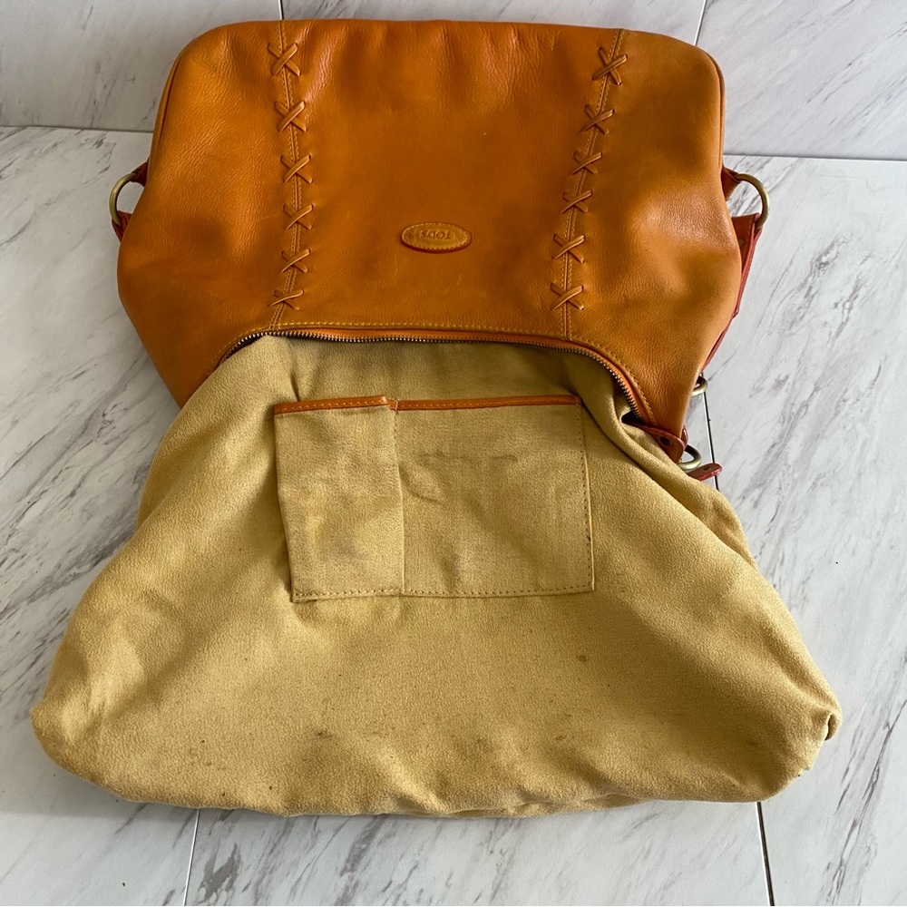 Tod’s hobo style purse all leather camel color - Picture 11 of 16
